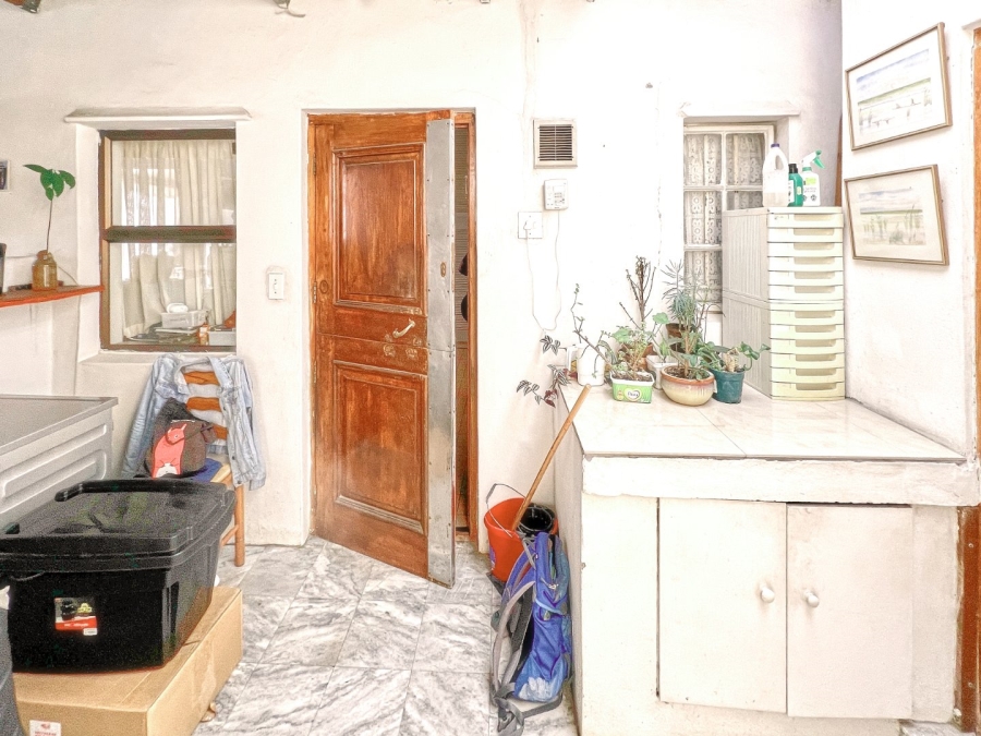 1 Bedroom Property for Sale in Green Point Western Cape